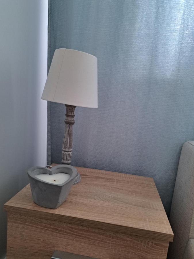 Apartament Apartament Onestilor Oradea Zewnętrze zdjęcie